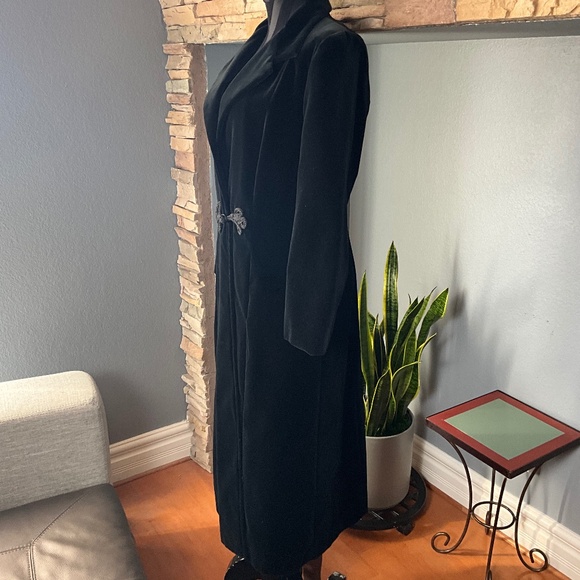 VTG Holiday Black Velvet Opera Long Coat Party Whimsigoth Evening Event Formal L - Picture 5 of 13